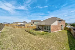 718 Hereford Loop, Hutto, TX 78634 - Photo 27