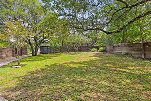 801 The High Rd, Austin, TX 78746 - Photo 35