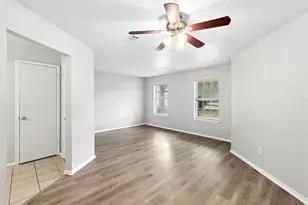 13187 Mill Stone Dr, Austin, TX 78729 - Photo 15
