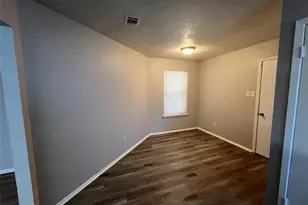 13187 Mill Stone Dr, Austin, TX 78729 - Photo 15