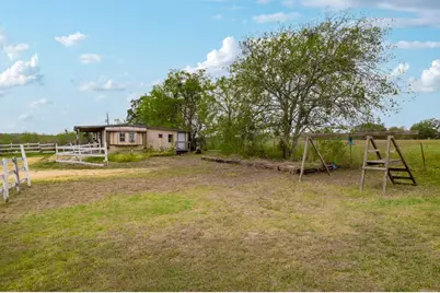 9054 Fm 713, Dale, TX 78616 - Photo 29