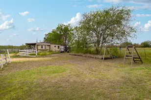 9054 FM713, Dale, TX 78616 - Photo 29