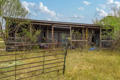 9054 Fm 713, Dale, TX 78616 - Photo 33