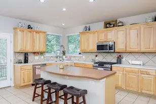 2407 Silver Spur Ln, Leander, TX 78641 - Photo 11