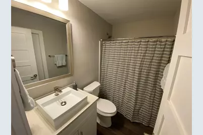 3503 Harmon Ave Avenue #201, Austin, TX 78705 - Photo 7