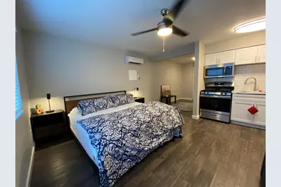 3503 Harmon Ave Avenue #201, Austin, TX 78705 - Photo 5