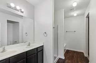 704 Cleary Ln, Jarrell, TX 76537 - Photo 7