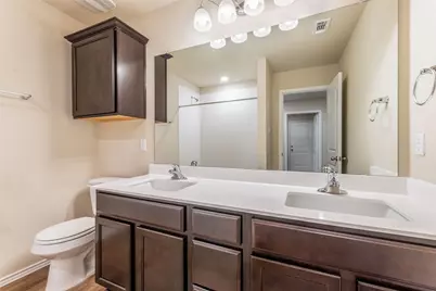 125 Break Avenue, Taylor, TX 76574 - Photo 9