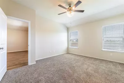 125 Break Avenue, Taylor, TX 76574 - Photo 19