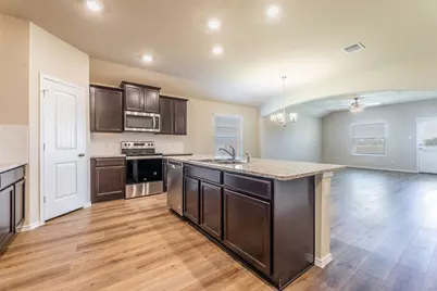 125 Break Avenue, Taylor, TX 76574 - Photo 15