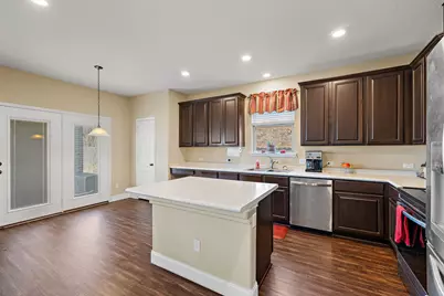 2950 E Old Settlers Boulevard #29, Round Rock, TX 78665 - Photo 5