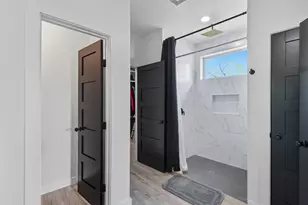 195 Blushing Dr, Cedar Creek, TX 78612 - Photo 29