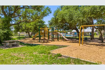 204 Clover Bend, Liberty Hill, TX 78642 - Photo 37