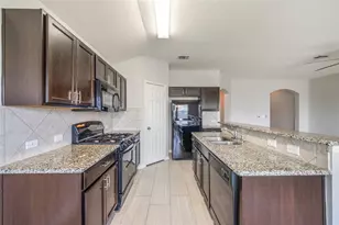 314 Foxglove Dr, Hutto, TX 78634 - Photo 3