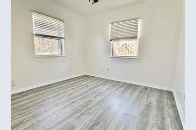 2906 E 12th Street, Austin, TX 78702 - Photo 5