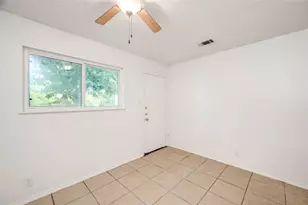 3306 Dolphin Dr, Austin, TX 78704 - Photo 7