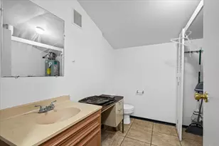 1207 NE Loop 230, Smithville, TX 78957 - Photo 27
