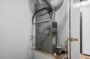 1207 NE Loop 230, Smithville, TX 78957 - Photo 31