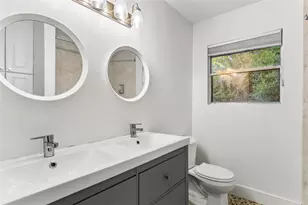 122 Havana St, Austin, TX 78704 - Photo 15