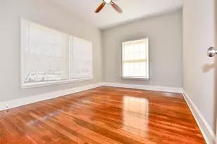 410 Kenniston Dr, Austin, TX 78752 - Photo 17