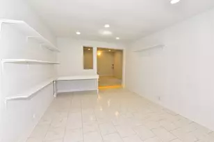 410 Kenniston Dr, Austin, TX 78752 - Photo 21