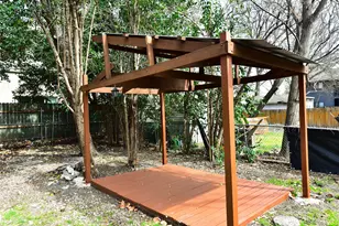 410 Kenniston Dr, Austin, TX 78752 - Photo 23