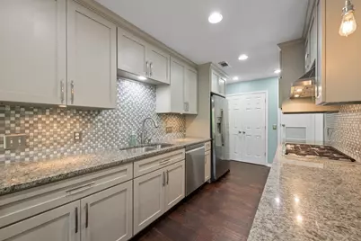 3111 Stanwood Drive, Austin, TX 78757 - Photo 9
