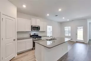 2001 Four Waters Loop, Georgetown, TX 78628 - Photo 13