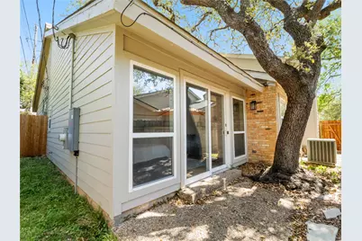 8138 Forest Mesa Drive, Austin, TX 78759 - Photo 23