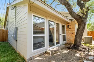 8138 Forest Mesa Dr, Austin, TX 78759 - Photo 23
