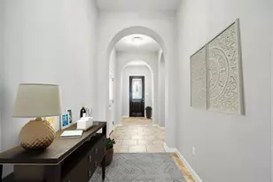 140 W Highfield St, Hutto, TX 78634 - Photo 7