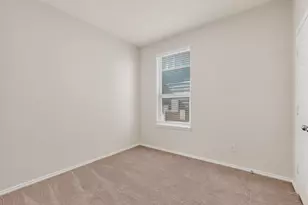 429 Stone Water Ln, Jarrell, TX 76588 - Photo 27