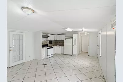 139 Stony Mont Drive, Del Valle, TX 78617 - Photo 13