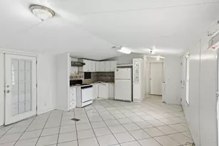 139 Stony Mont Dr, Del Valle, TX 78617 - Photo 13