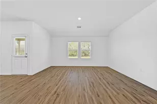 10725 Steinbeck Dr, Austin, TX 78747 - Photo 15