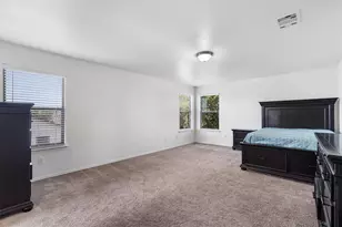 5608 Sunday Silence Dr, Del Valle, TX 78617 - Photo 21