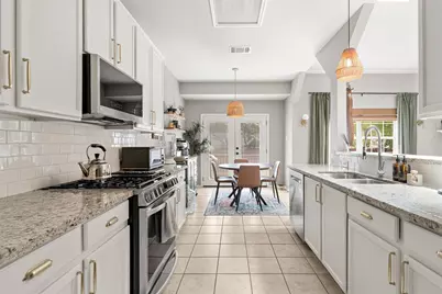 7009 Wandering Oak Road, Austin, TX 78749 - Photo 19
