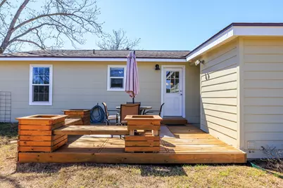 204 Morning Glory Drive, Fredericksburg, TX 78624 - Photo 17