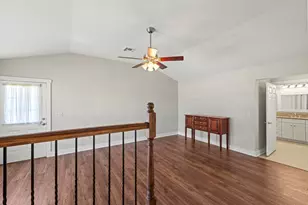 204 Morning Glory Dr, Fredericksburg, TX 78624 - Photo 9