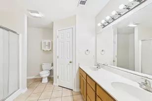 1125 Iris Crescent Dr, Floresville, TX 78114 - Photo 23