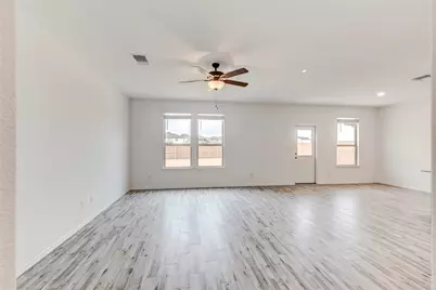 132 Ventura Drive, Liberty Hill, TX 78642 - Photo 5