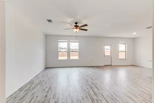 132 Ventura Dr, Liberty Hill, TX 78642 - Photo 5