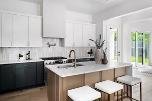 3204 Lyons Rd, Austin, TX 78702 - Photo 7