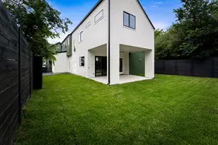 3204 Lyons Rd, Austin, TX 78702 - Photo 35