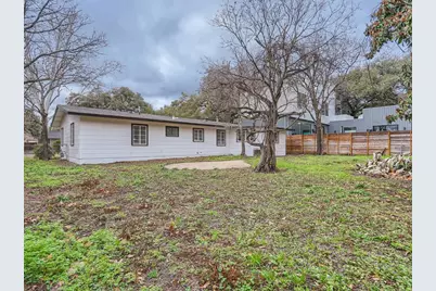 1110 Southwood Road, Austin, TX 78704 - Photo 11