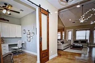 126 Pack Saddle Dr, Bastrop, TX 78602 - Photo 3