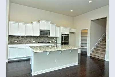 916 Purple Moor Pass, Leander, TX 78641 - Photo 5