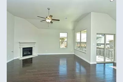 916 Purple Moor Pass, Leander, TX 78641 - Photo 3