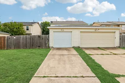 18736 Imperial Eagle Lane, Elgin, TX 78621 - Photo 39