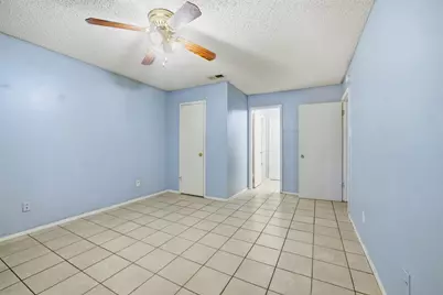 2009 W Loop #A, Austin, TX 78758 - Photo 9